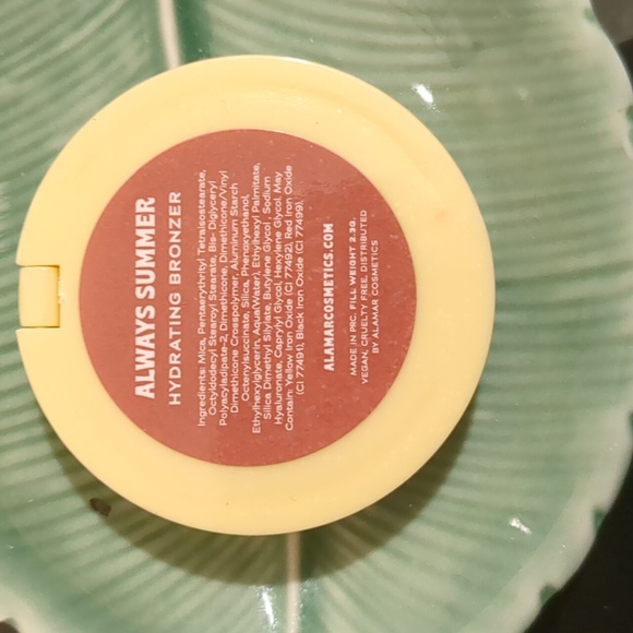 Bronzer - Picture 2 of 3